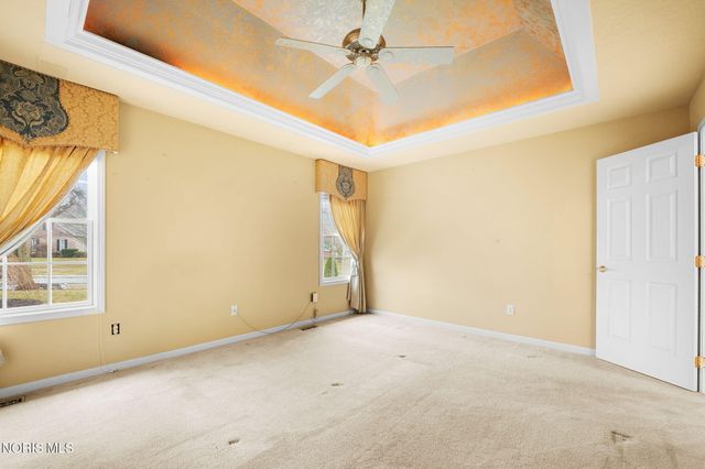 6708 Buck Creek Dr, Maumee, OH 43537