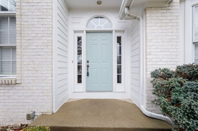 6708 Buck Creek Dr, Maumee, OH 43537