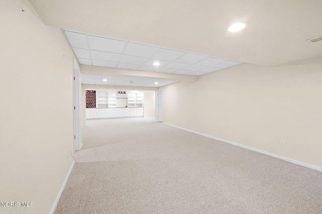 6708 Buck Creek Dr, Maumee, OH 43537