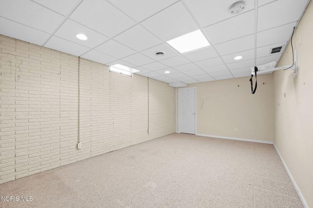 6708 Buck Creek Dr, Maumee, OH 43537