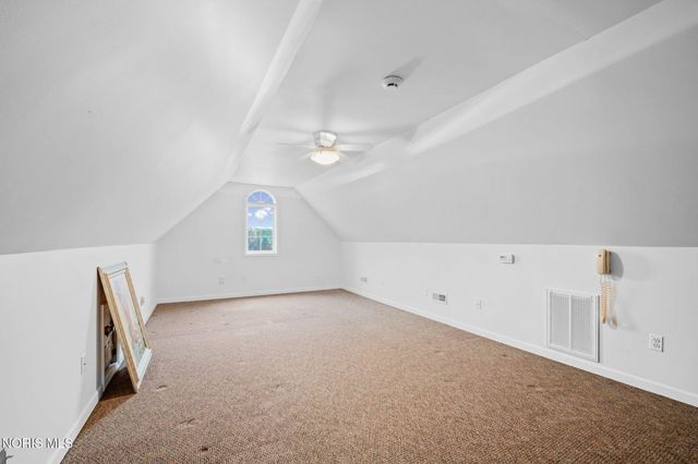 6708 Buck Creek Dr, Maumee, OH 43537