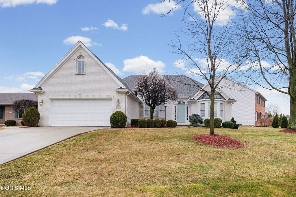 6708 Buck Creek Dr, Maumee, OH 43537