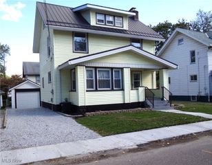 834 9th Street NE, Massillon, OH 44646