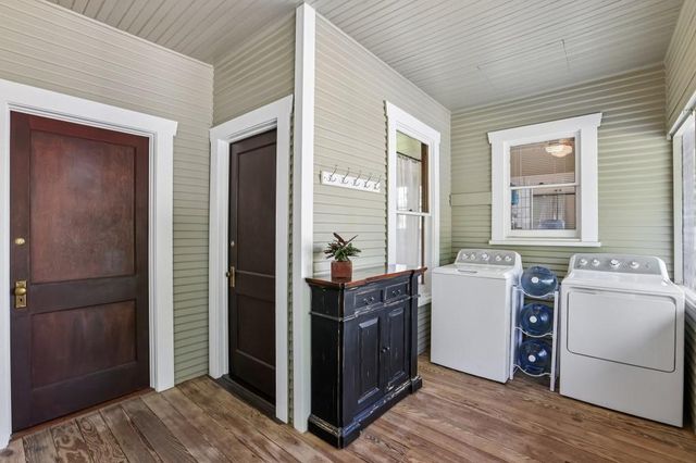 117 N Main ST, Paige, TX 78659