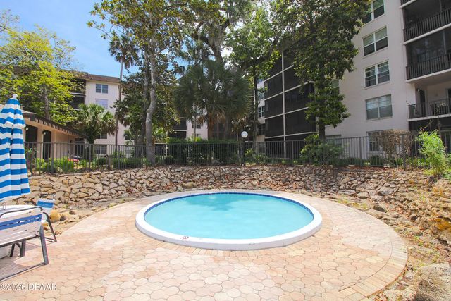 640 N Nova Rd Apt 415, Ormond Beach, FL 32174