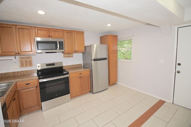 640 N Nova Rd Apt 415, Ormond Beach, FL 32174
