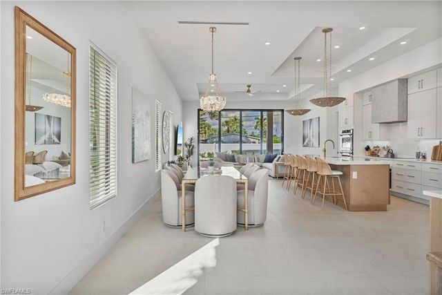 803 96th AVE N, Naples, FL 34108