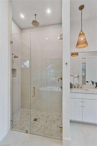 803 96th AVE N, Naples, FL 34108