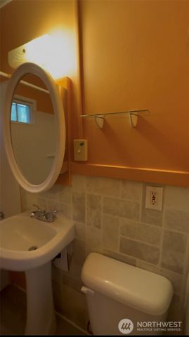 632 Index Avenue NE, Renton, WA 98056