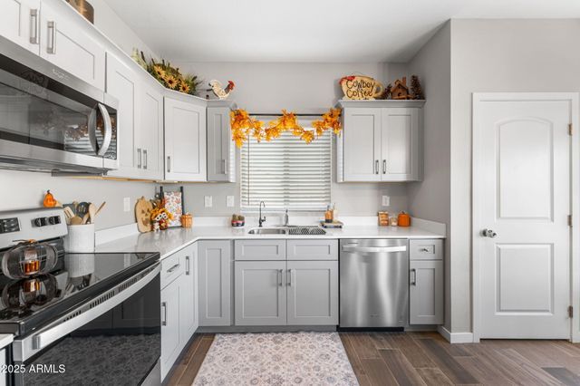 6313 N MARIGOLD Avenue, Casa Grande, AZ 85194