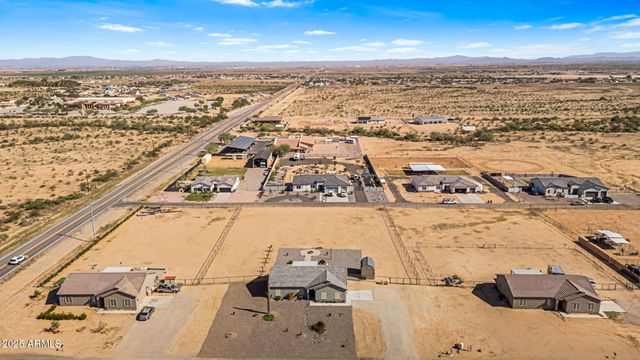 6313 N MARIGOLD Avenue, Casa Grande, AZ 85194