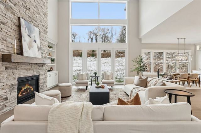 9660 Goehring Rd., Cranberry Twp, PA 16066