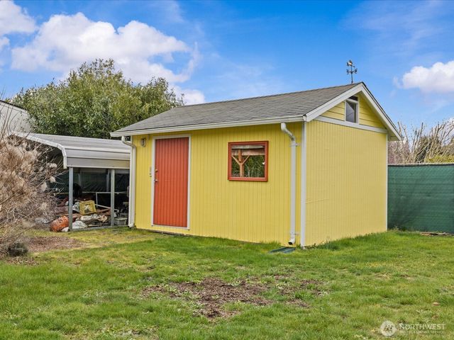 6200 84th Place NE, Marysville, WA 98270