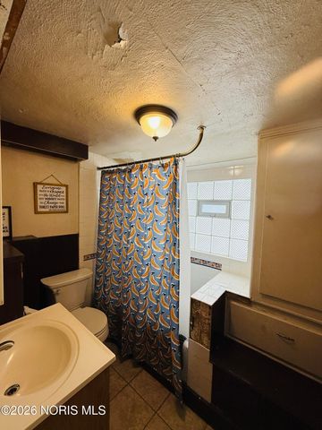 1648 Travis Drive, Toledo, OH 43612