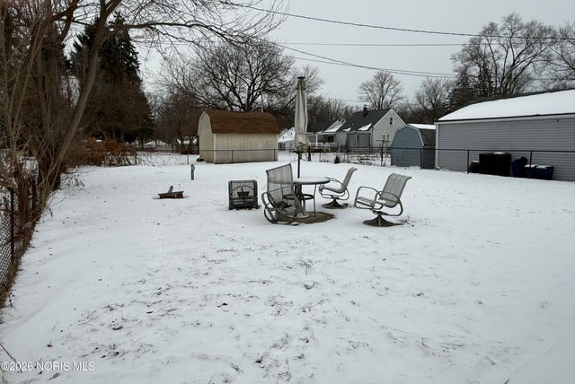 1648 Travis Drive, Toledo, OH 43612