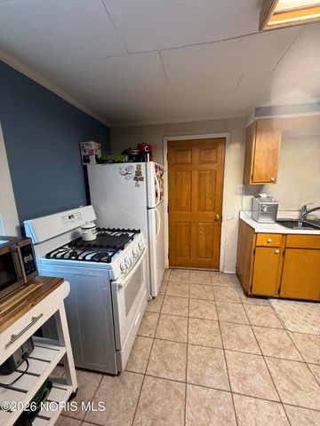 1648 Travis Drive, Toledo, OH 43612