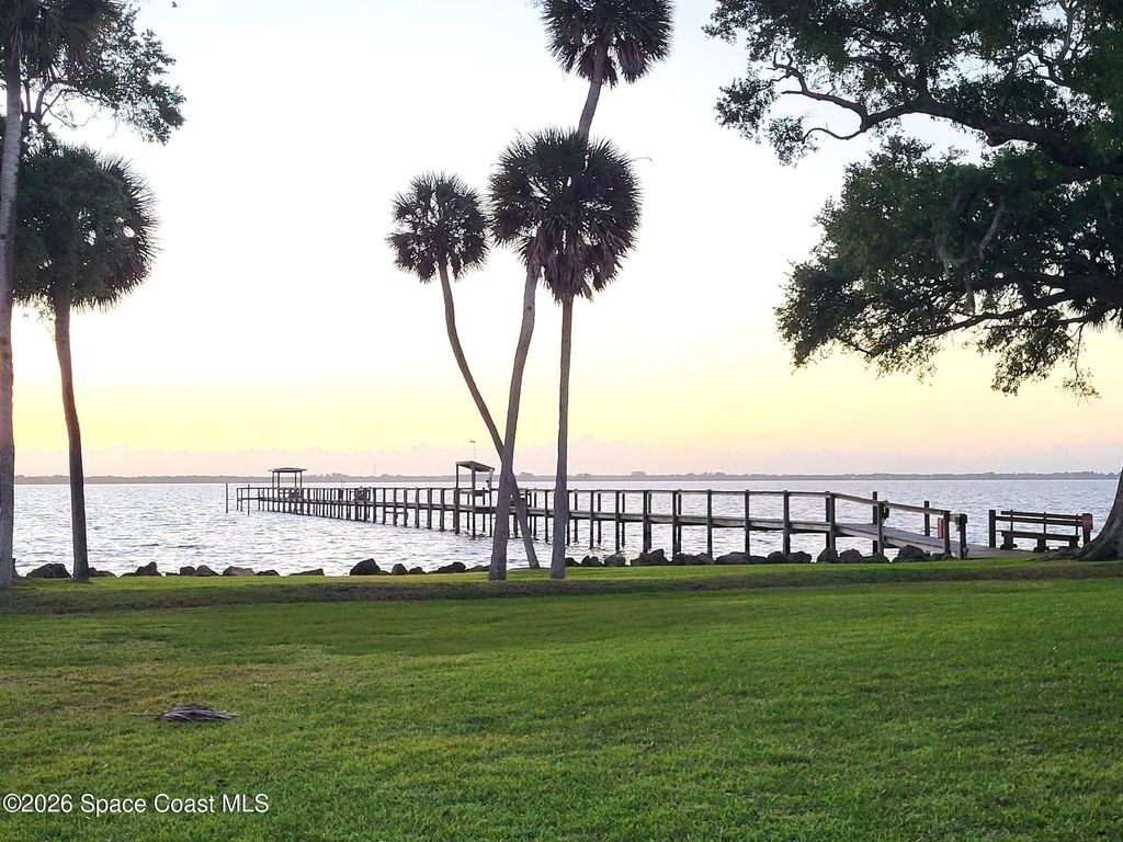 100 Canebreakers Drive 201, Cocoa, FL 32927