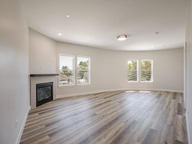 101 Aptos Village Way 4, Aptos, CA 95003