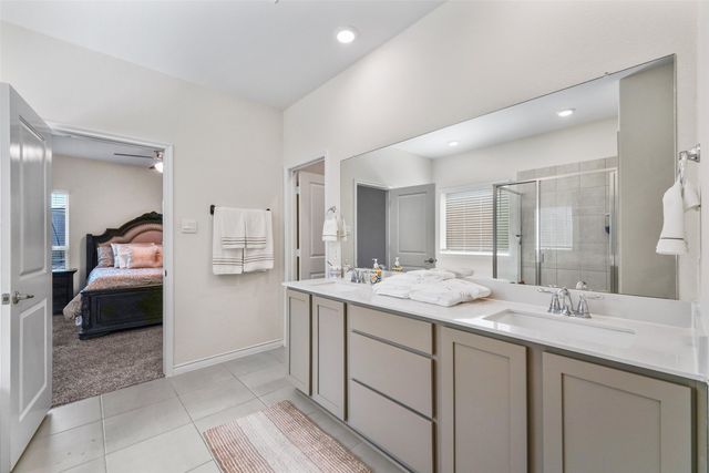 10608 Plumlee Lane, Aubrey, TX 76227