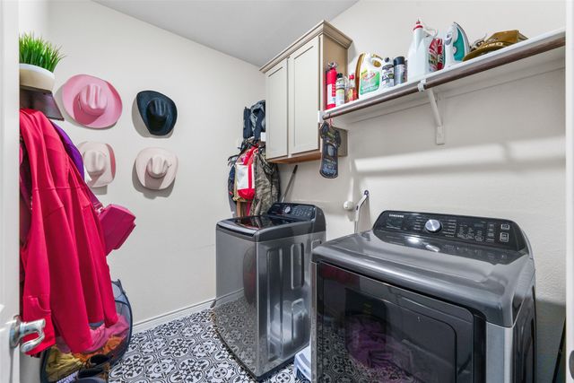 10608 Plumlee Lane, Aubrey, TX 76227