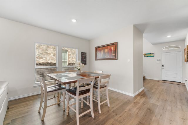 10608 Plumlee Lane, Aubrey, TX 76227