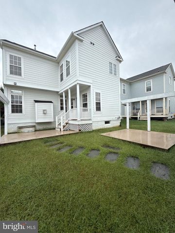 1113 WALKER DR, Fredericksburg, VA 22401