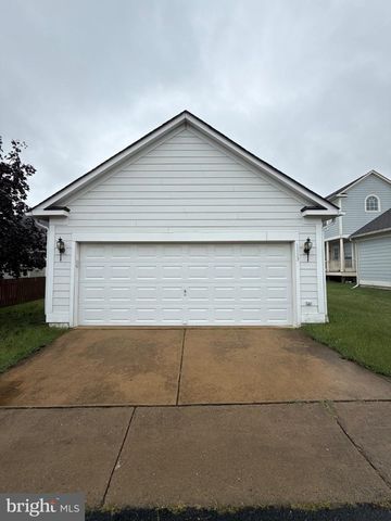 1113 WALKER DR, Fredericksburg, VA 22401