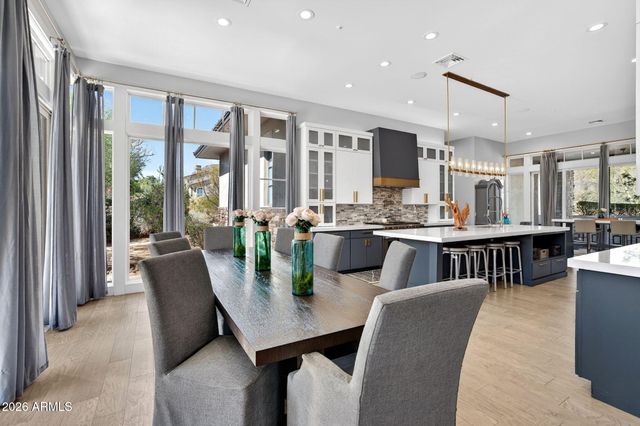 9810 E THOMPSON PEAK Parkway 807, Scottsdale, AZ 85255