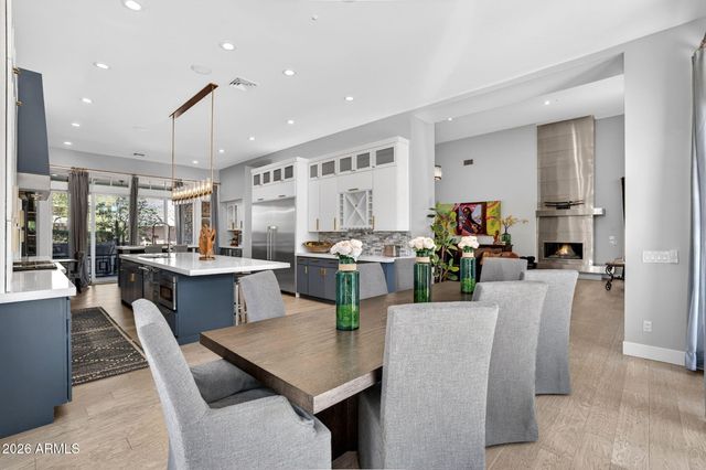 9810 E THOMPSON PEAK Parkway 807, Scottsdale, AZ 85255