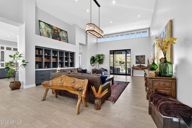 9810 E THOMPSON PEAK Parkway 807, Scottsdale, AZ 85255