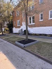 2742 Goodfellow Boulevard, St Louis, MO 63112