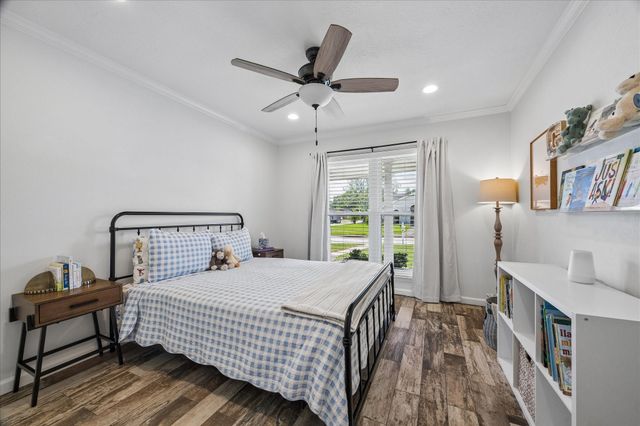 1801 Lazy Creek Lane, Pearland, TX 77581