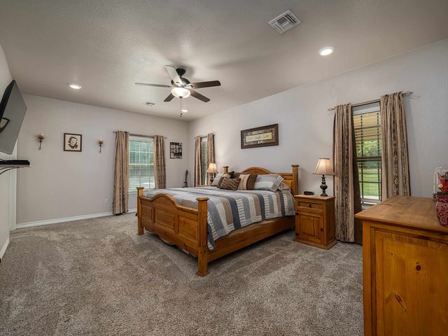 10517 CR 4101, Frankston, TX 75763