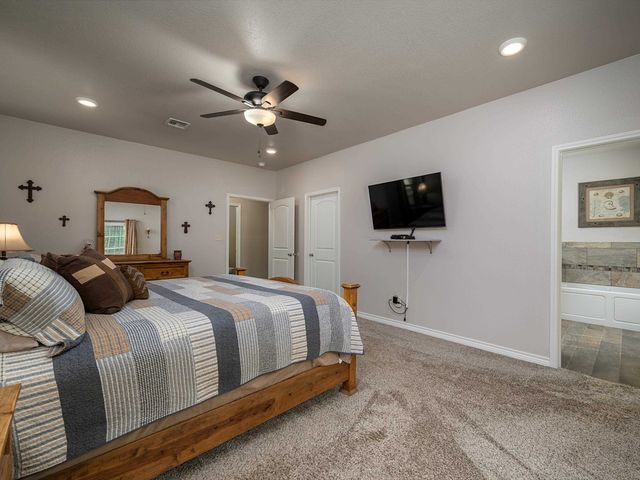 10517 CR 4101, Frankston, TX 75763