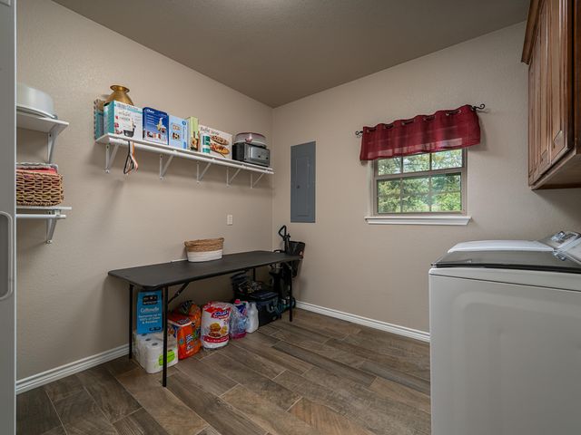 10517 CR 4101, Frankston, TX 75763