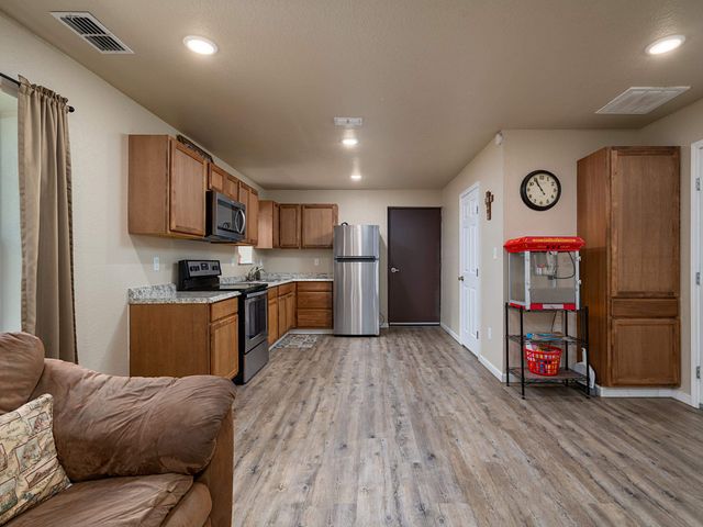 10517 CR 4101, Frankston, TX 75763