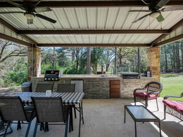 10517 CR 4101, Frankston, TX 75763