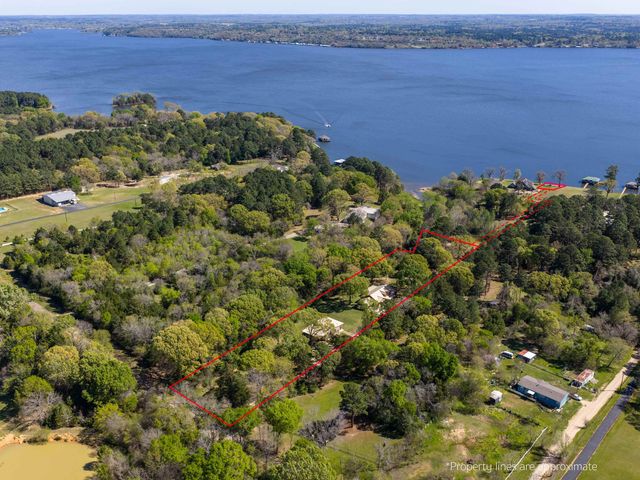 10517 CR 4101, Frankston, TX 75763