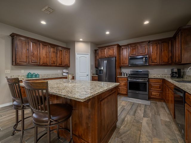 10517 CR 4101, Frankston, TX 75763