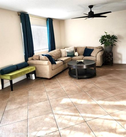 72 Fairway Lane, Royal Palm Beach, FL 33411