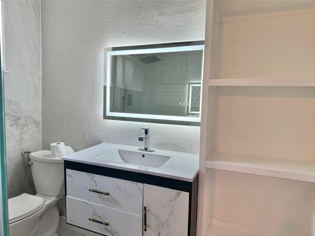 13318 Ascot Glen Lane, Houston, TX 77082