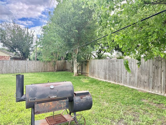 13318 Ascot Glen Lane, Houston, TX 77082