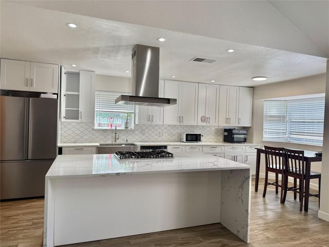 13318 Ascot Glen Lane, Houston, TX 77082