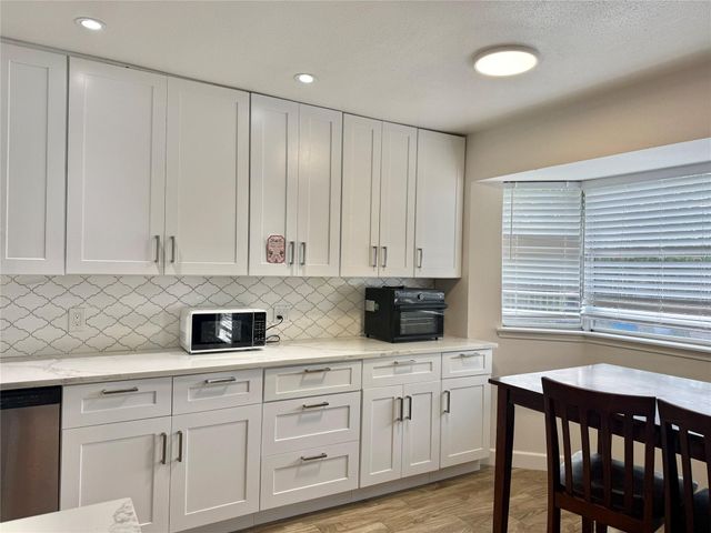 13318 Ascot Glen Lane, Houston, TX 77082