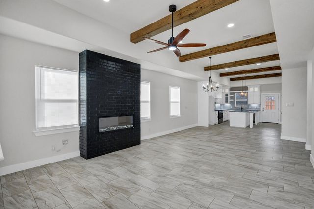 517 Highview Court, Godley, TX 76044