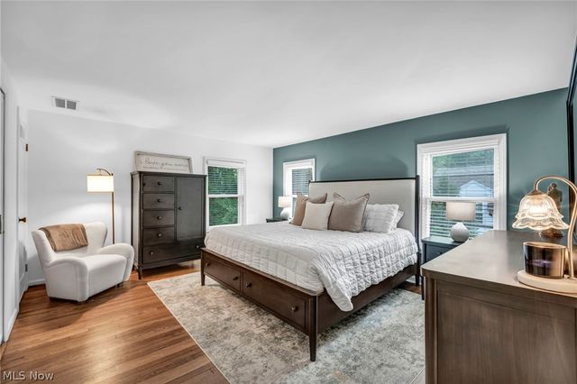 20417 Almar Drive, Shaker Heights, OH 44122