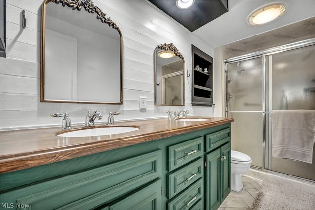 20417 Almar Drive, Shaker Heights, OH 44122