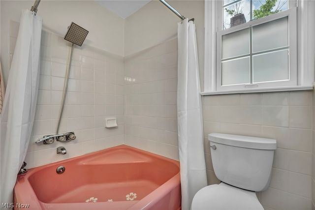 20417 Almar Drive, Shaker Heights, OH 44122