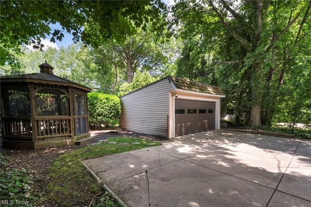 20417 Almar Drive, Shaker Heights, OH 44122