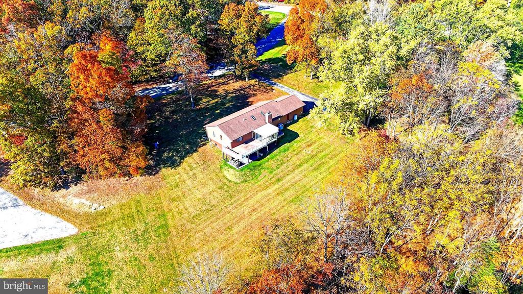 3 TWIG CT, White Hall, MD 21161